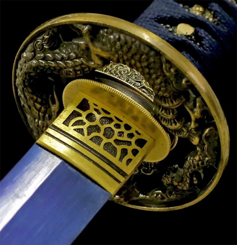 Handmade blue T10  Swords with dragon tsuba SS677