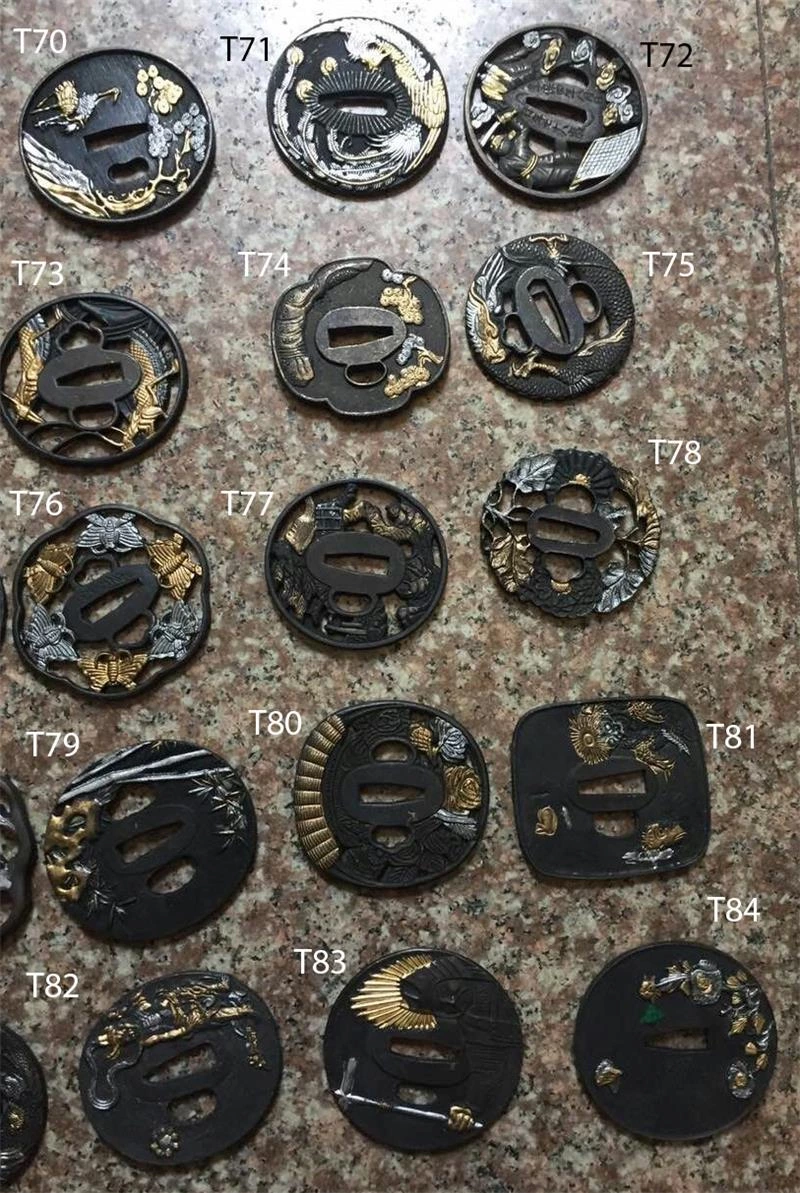 tsuba 1